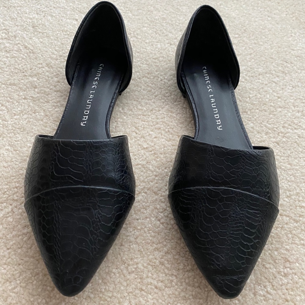 Chinese Laundry Slip ons